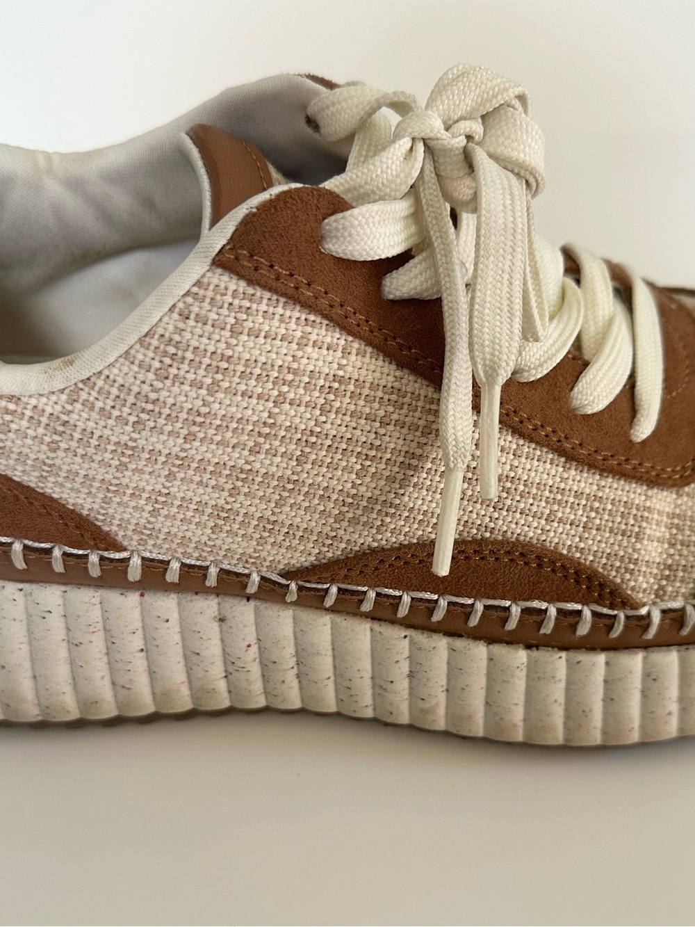 Universal Thread Sneakers - Picture 2 of 5
